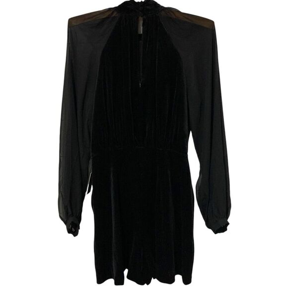 Express | Romper Shorts Long Sleeve Velvet Holiday Black NWT- Size Medium - Picture 11 of 11